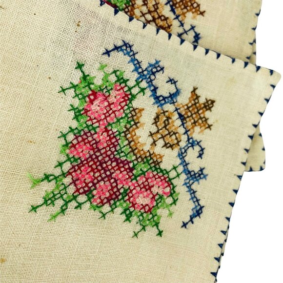 Vintage Linen Dinner Napkins Lot 4 Burlap Needlepoint Embroidered Handmade u - Picture 3 of 5